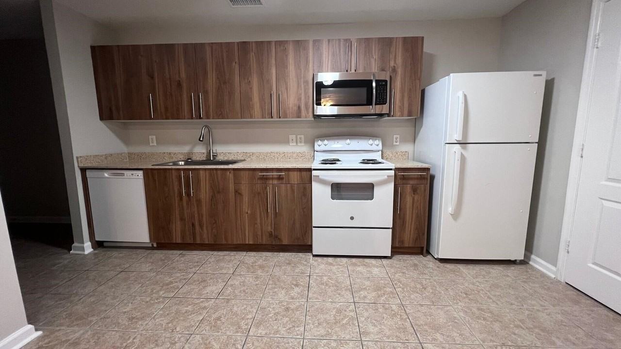 3000 S Adams St #434 - Photo 7 of 36
