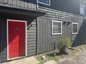 3280 Nekoma Ln #B - Photo 1 of 1