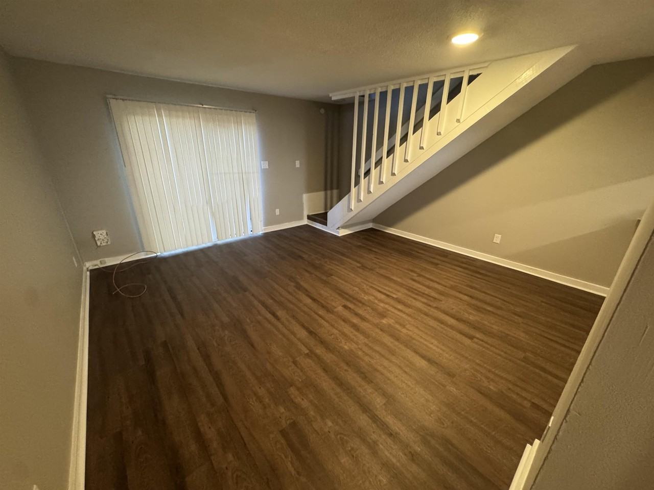 3280 Nekoma Ln #B - Photo 5 of 10