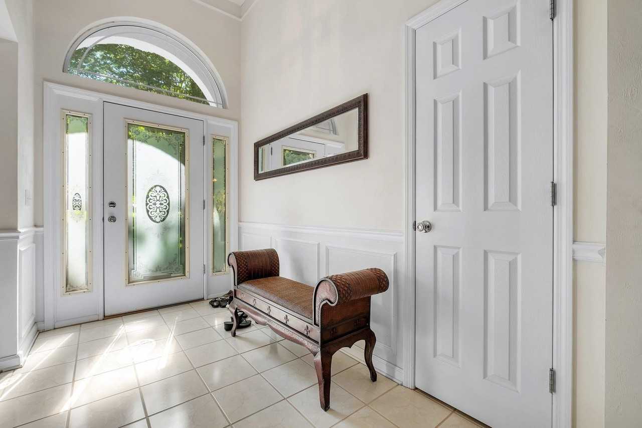 3528 Leighton Hall Ct - Photo 2 of 25