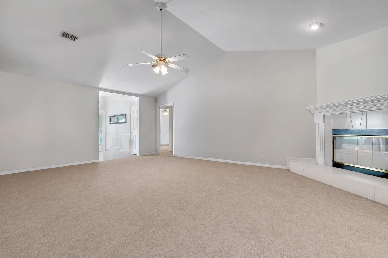 3528 Leighton Hall Ct - Photo 5 of 25