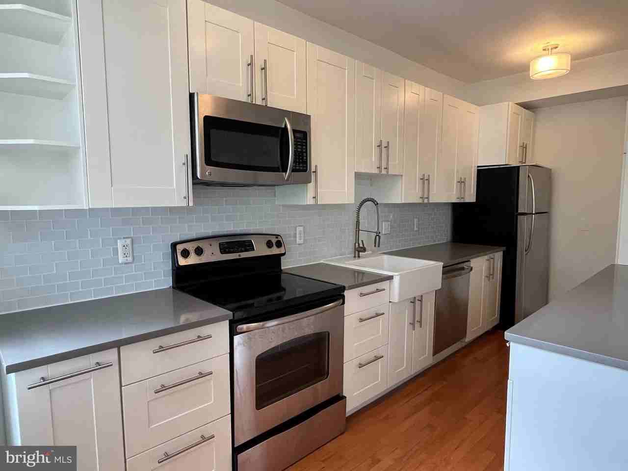 1615 Kenyon St Nw #20 - Photo 6 of 11