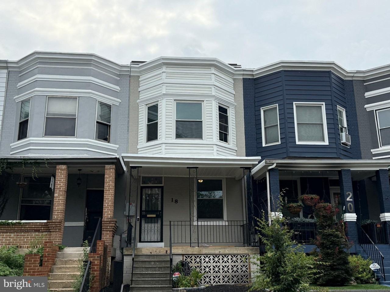 18 16th St Ne