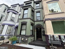 821 4th St Ne #B - Photo 1 of 1