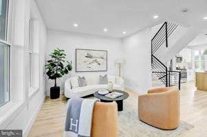 featured image of 517 Florida Ave Ne