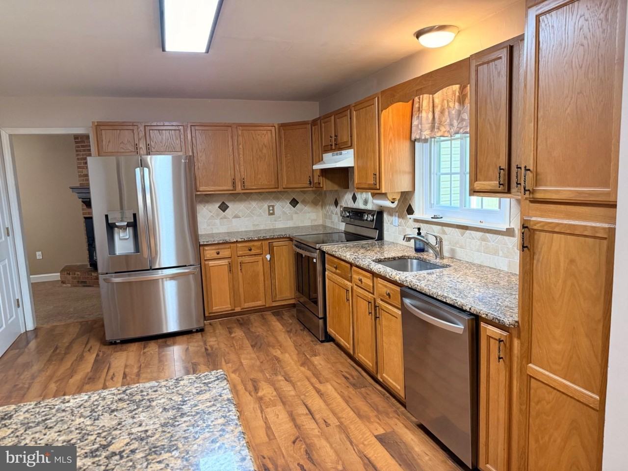 80 Merion Rd - Photo 3 of 38