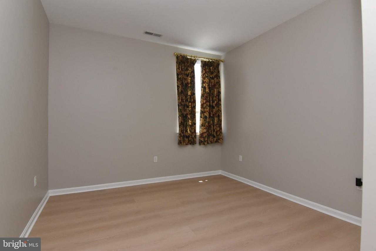 3802 N Sagamore Dr - Photo 7 of 23