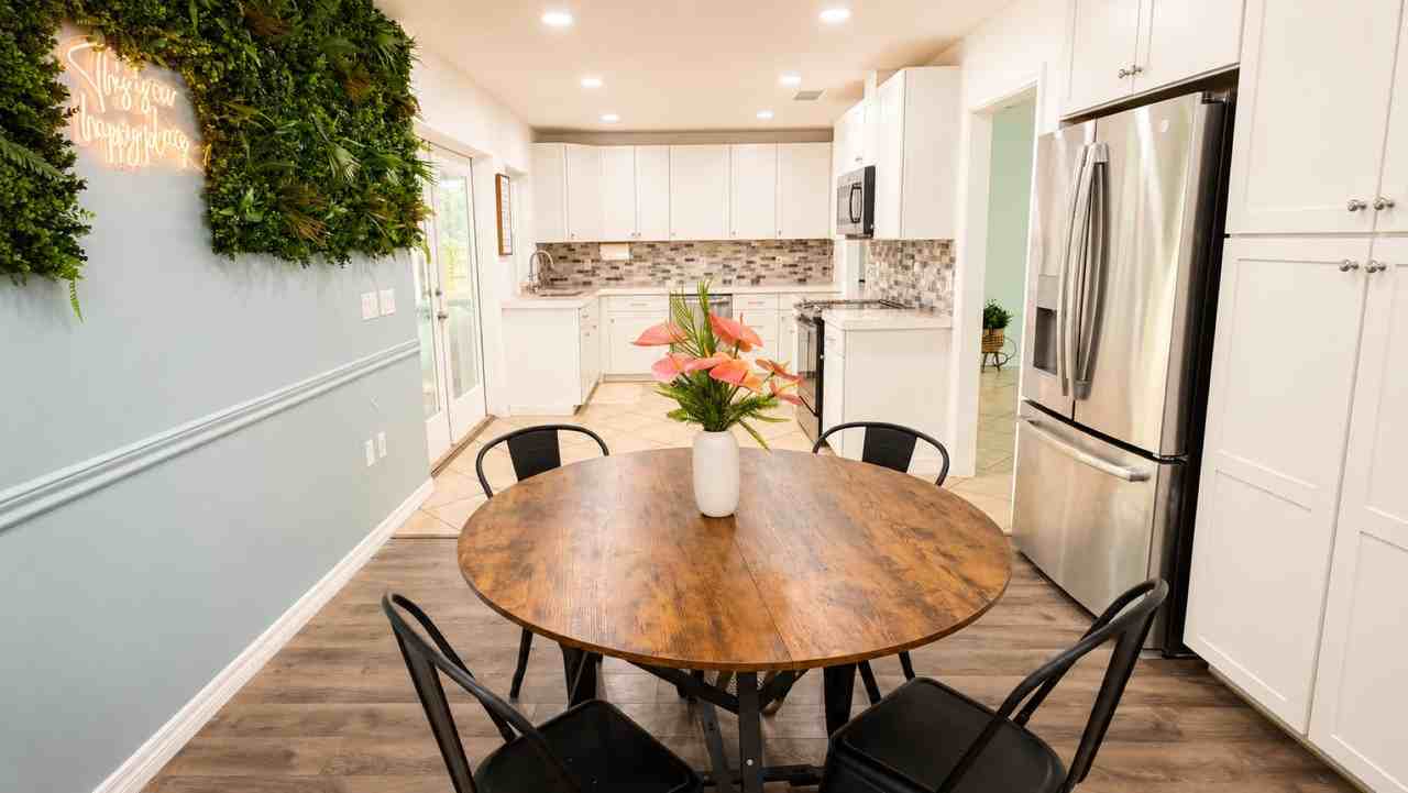 Meadow Creek Cir - Photo 4 of 16