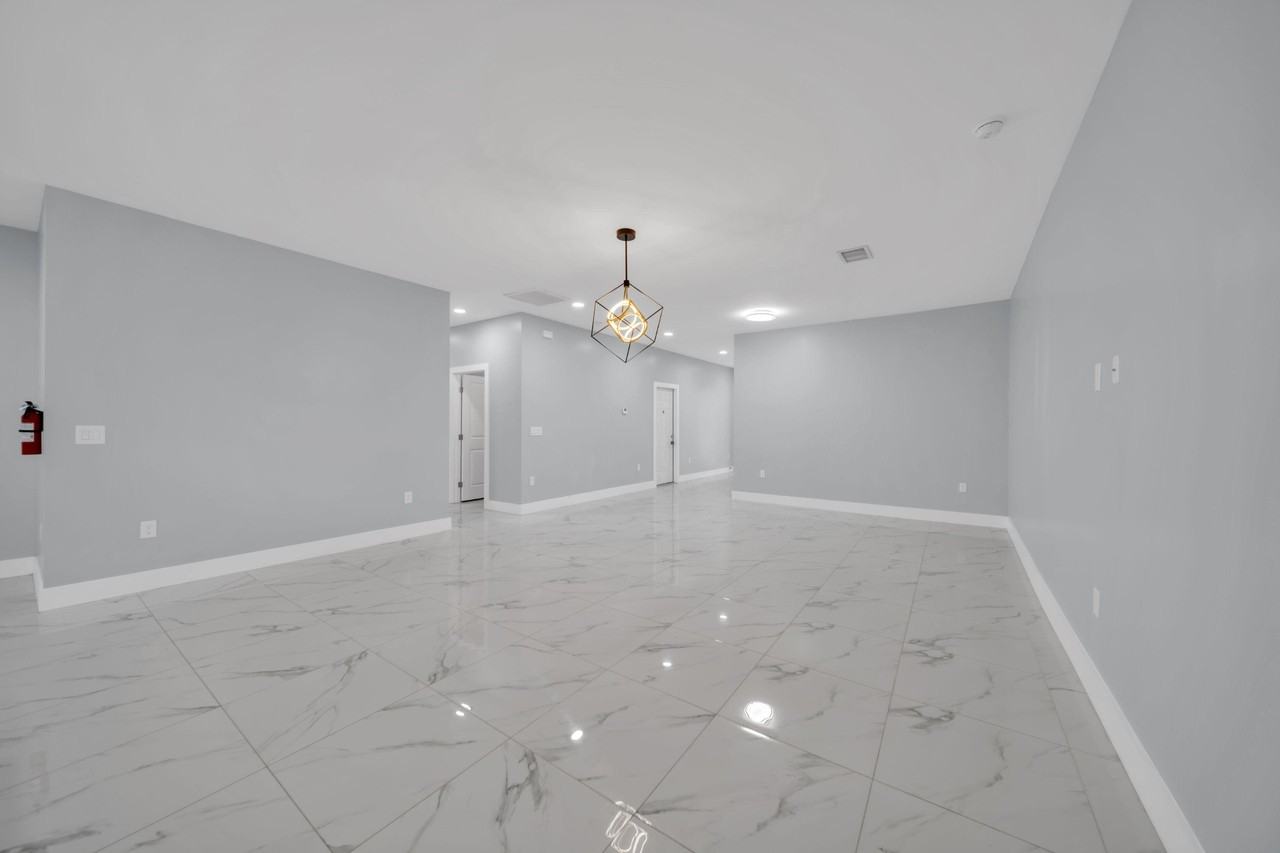Harry Ave S - Photo 6 of 16