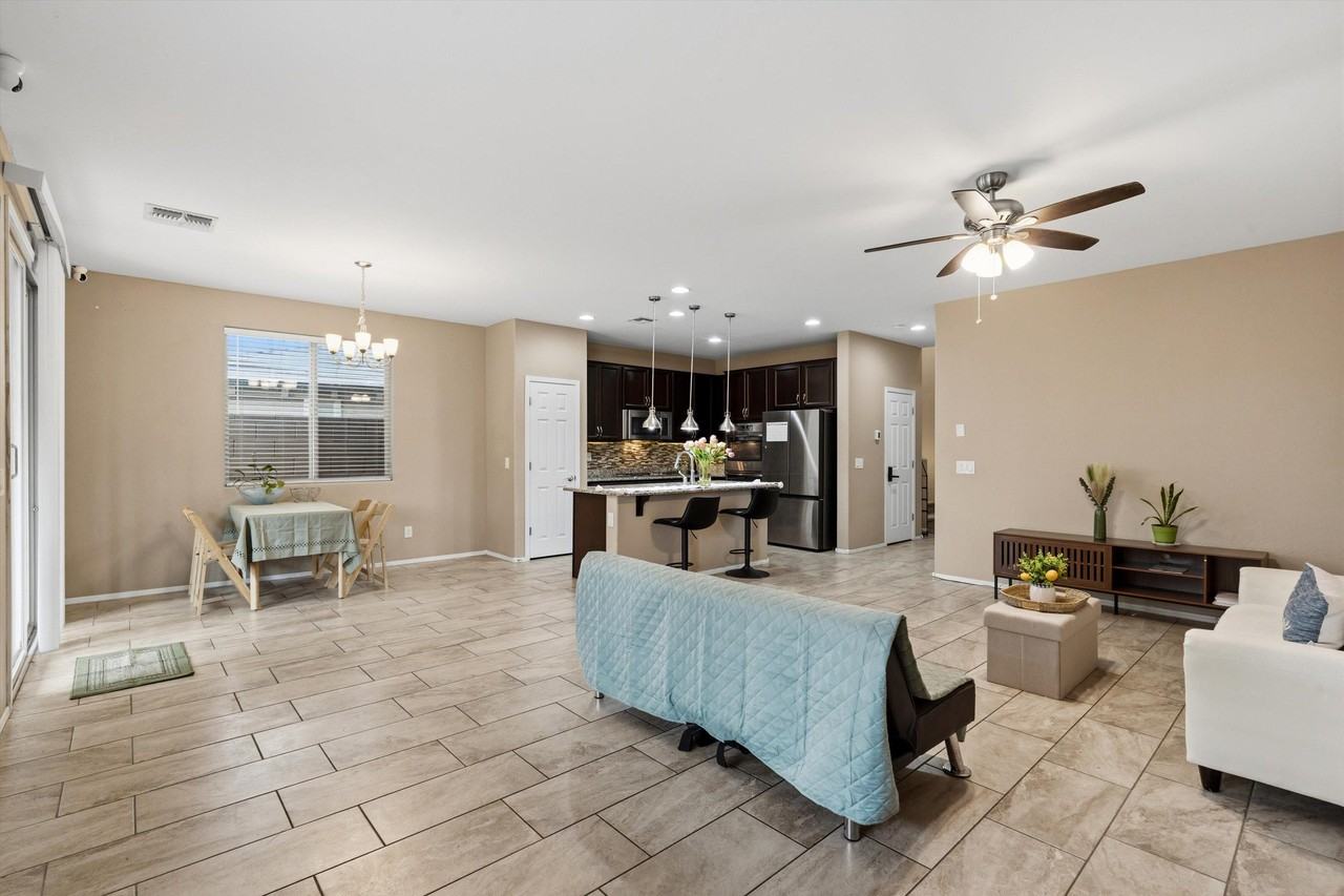 N 79th Pl - Photo 5 of 22