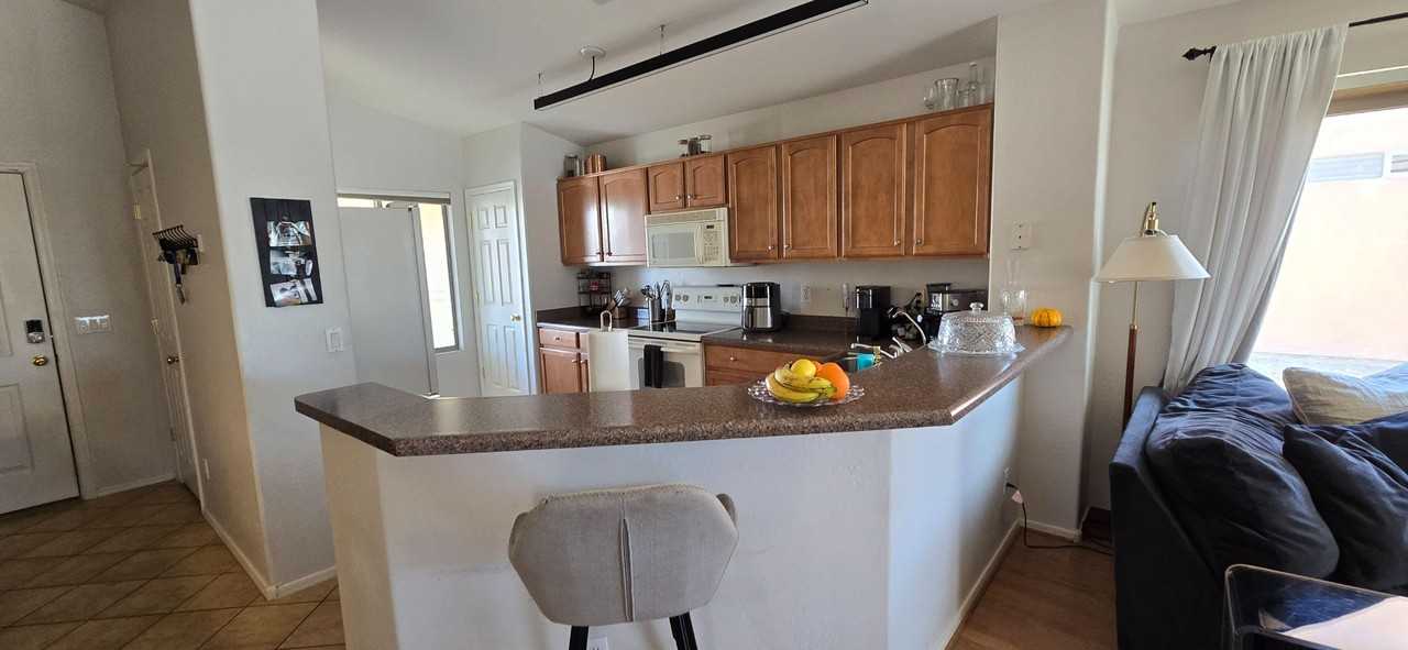 W Shiloh Ave - Photo 3 of 7