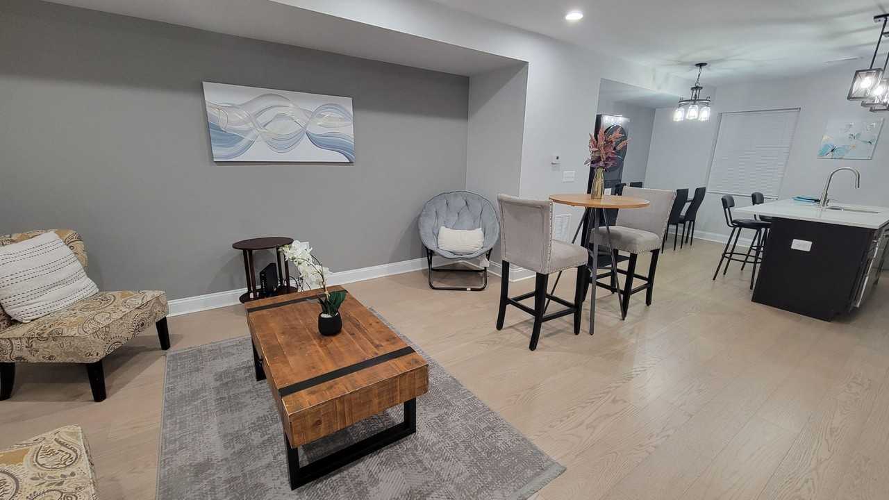 Ready Ave - Photo 7 of 17