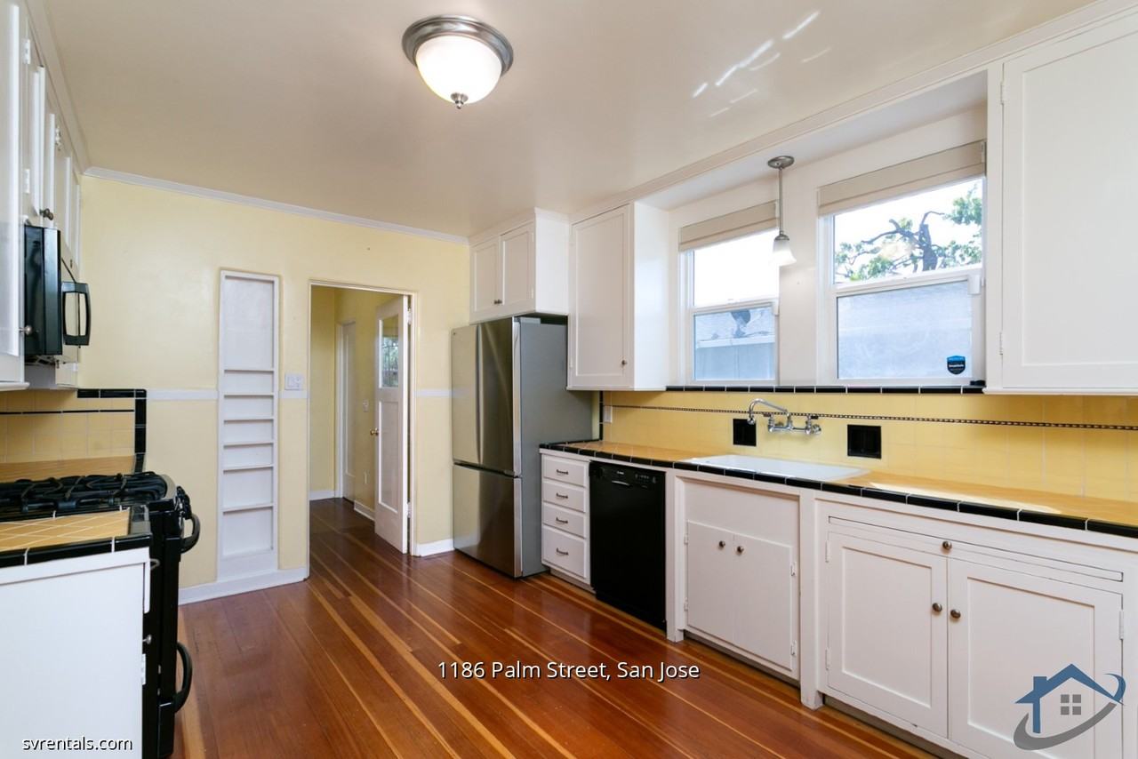1186 Palm Street - Photo 5 of 26