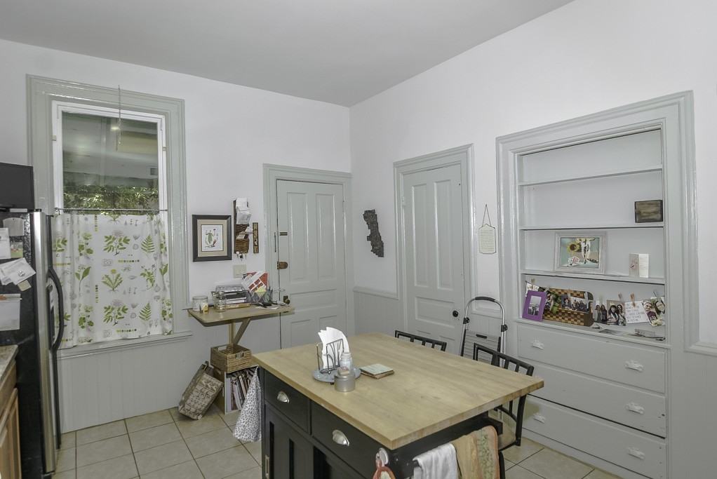 3222 N Racine Ave #2 - Photo 4 of 20