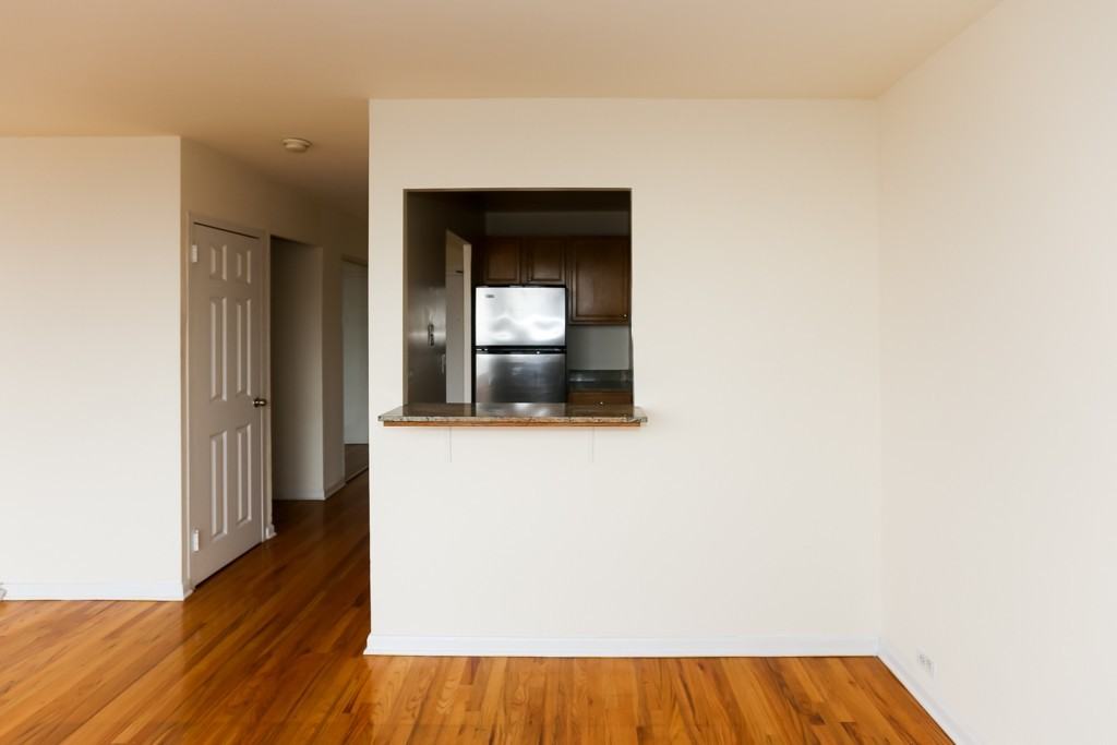 5650 N Sheridan Rd #15F - Photo 5 of 14