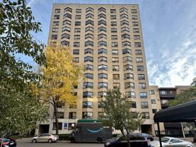 445 W Wellington Ave #15D - Photo 1 of 1