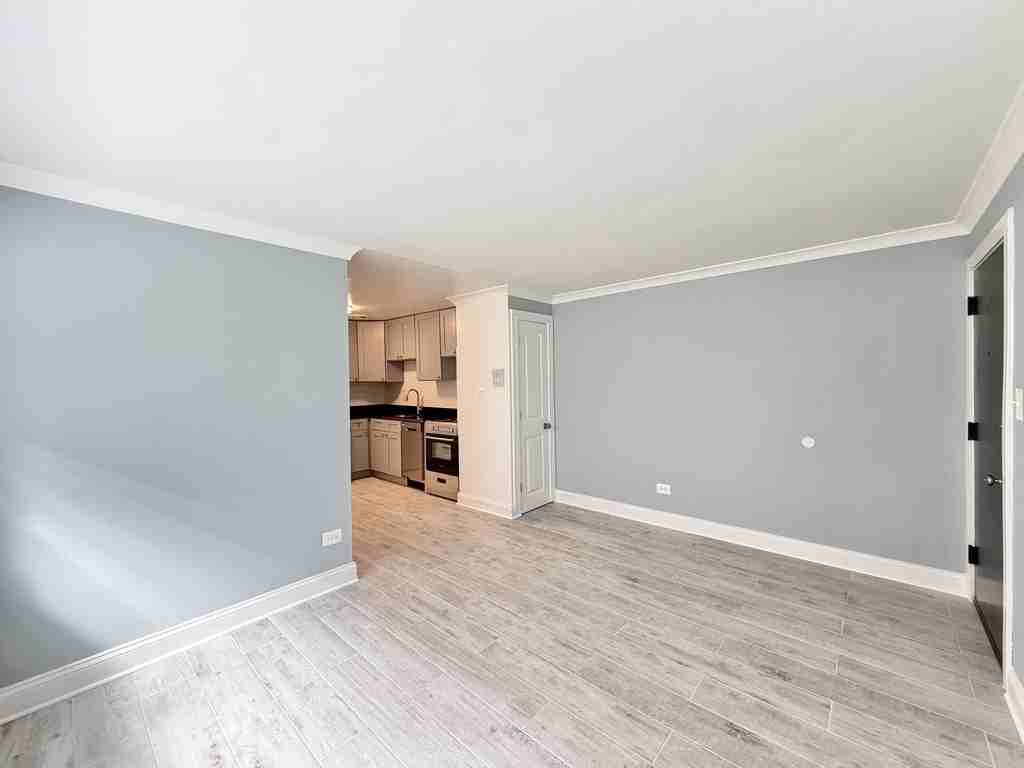 6731 N California Ave #GS - Photo 7 of 21