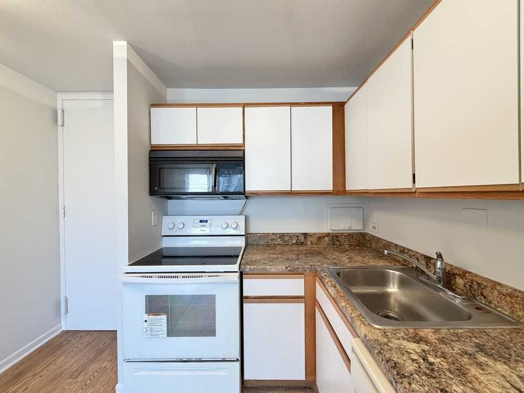 1344 N Dearborn St #12C - Photo 5 of 21