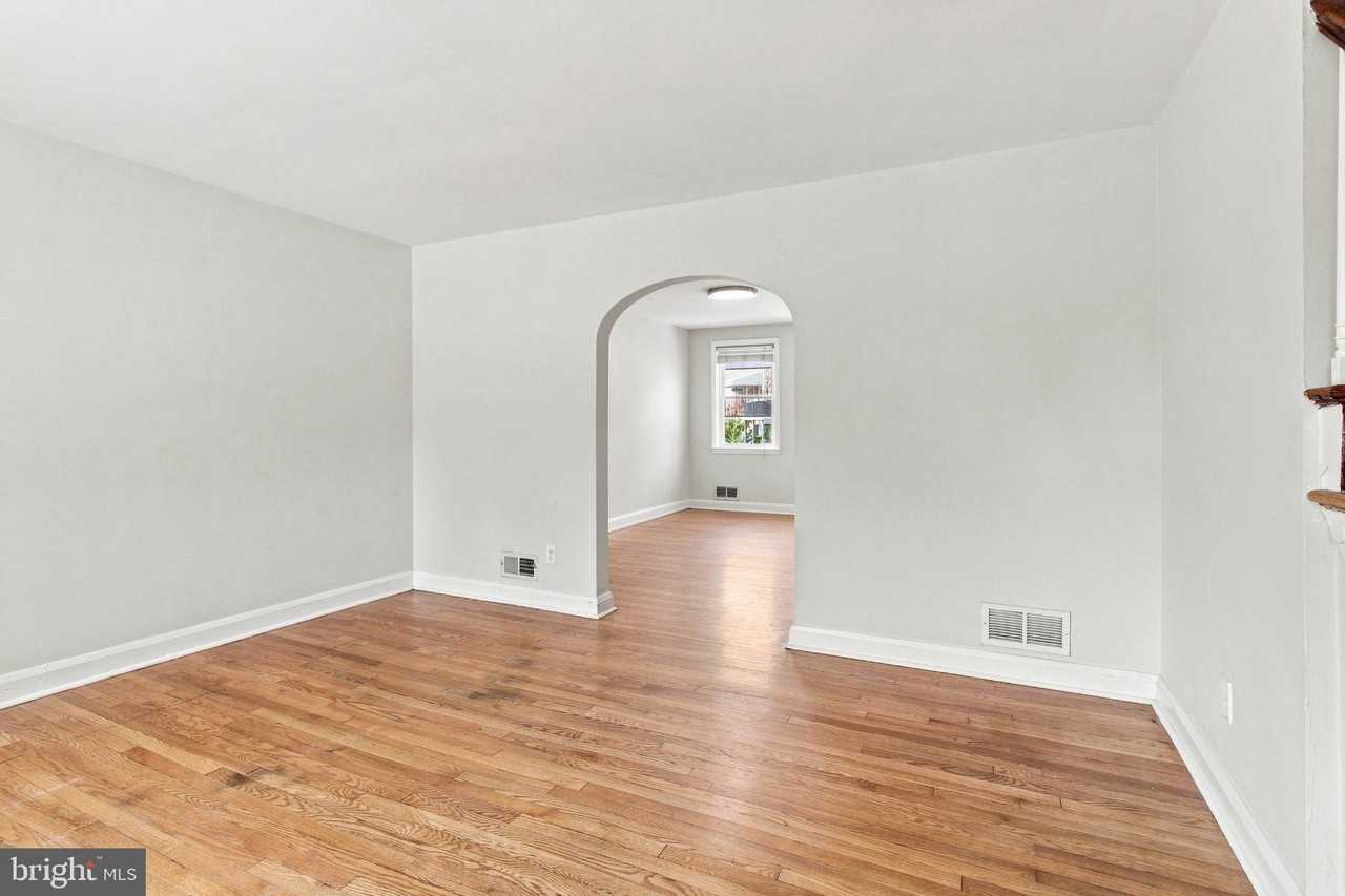 8450 Loch Raven Blvd - Photo 4 of 20