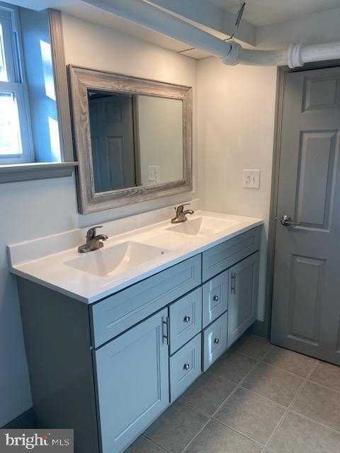 3 Saint Timothys Ln #B - Photo 6 of 19