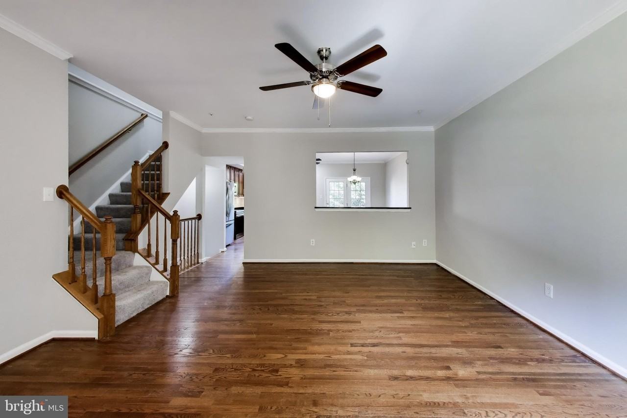 9868 Sherwood Farm Rd - Photo 4 of 47