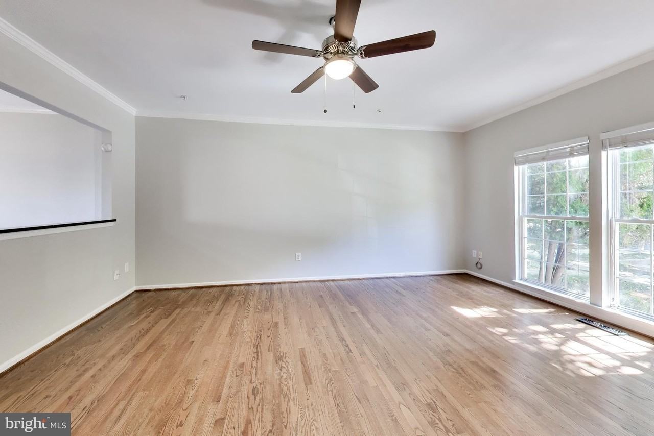 9868 Sherwood Farm Rd - Photo 5 of 47