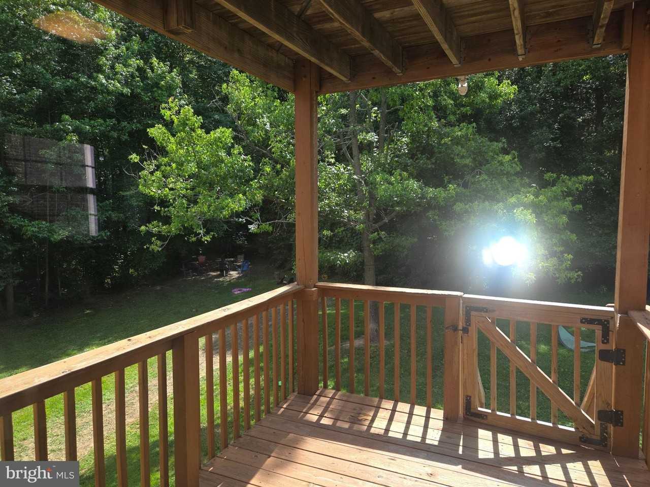240 Mike Dr - Photo 7 of 25