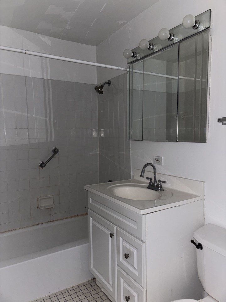 8503 Lotus Ave #218 - Photo 4 of 17