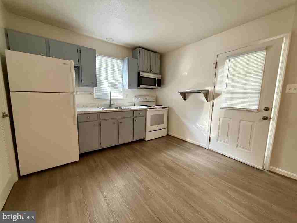 23970 Maypole Rd ##E - Photo 2 of 9