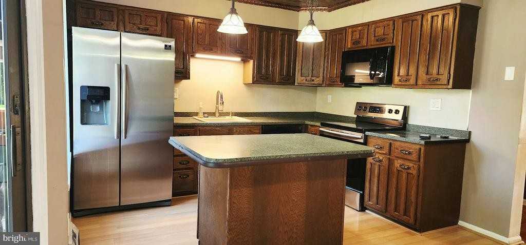 3 Colchester Pl - Photo 5 of 24