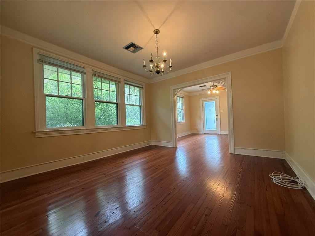 5931 Freret St - Photo 7 of 18