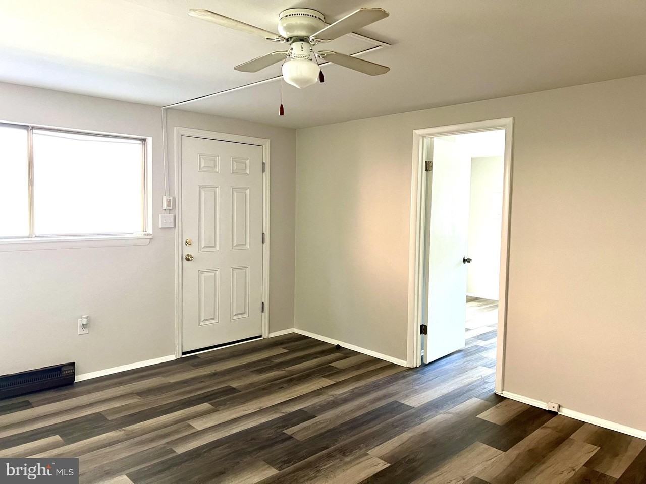 360 W Patrick St #3 - Photo 4 of 11