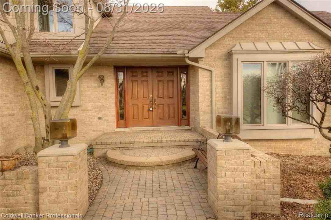 4316 Lehigh Dr - Photo 2 of 28