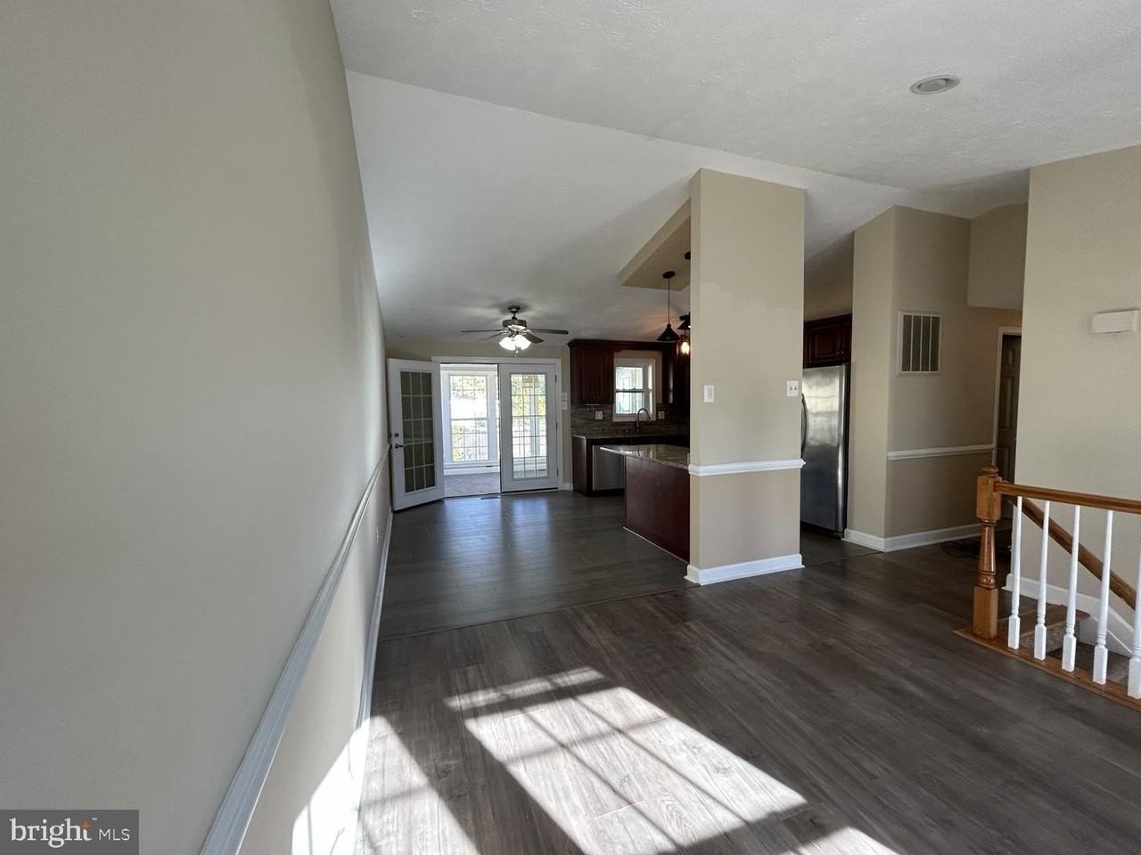 1480 Eden Dr - Photo 3 of 14