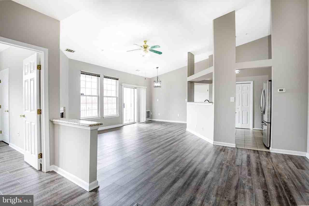 8202 Blue Heron Dr #3C - Photo 7 of 21