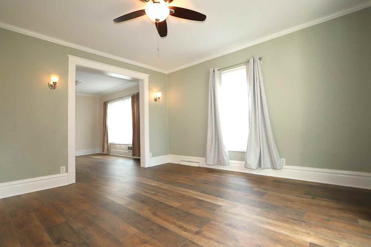 413 W Jackson St - Photo 6 of 23