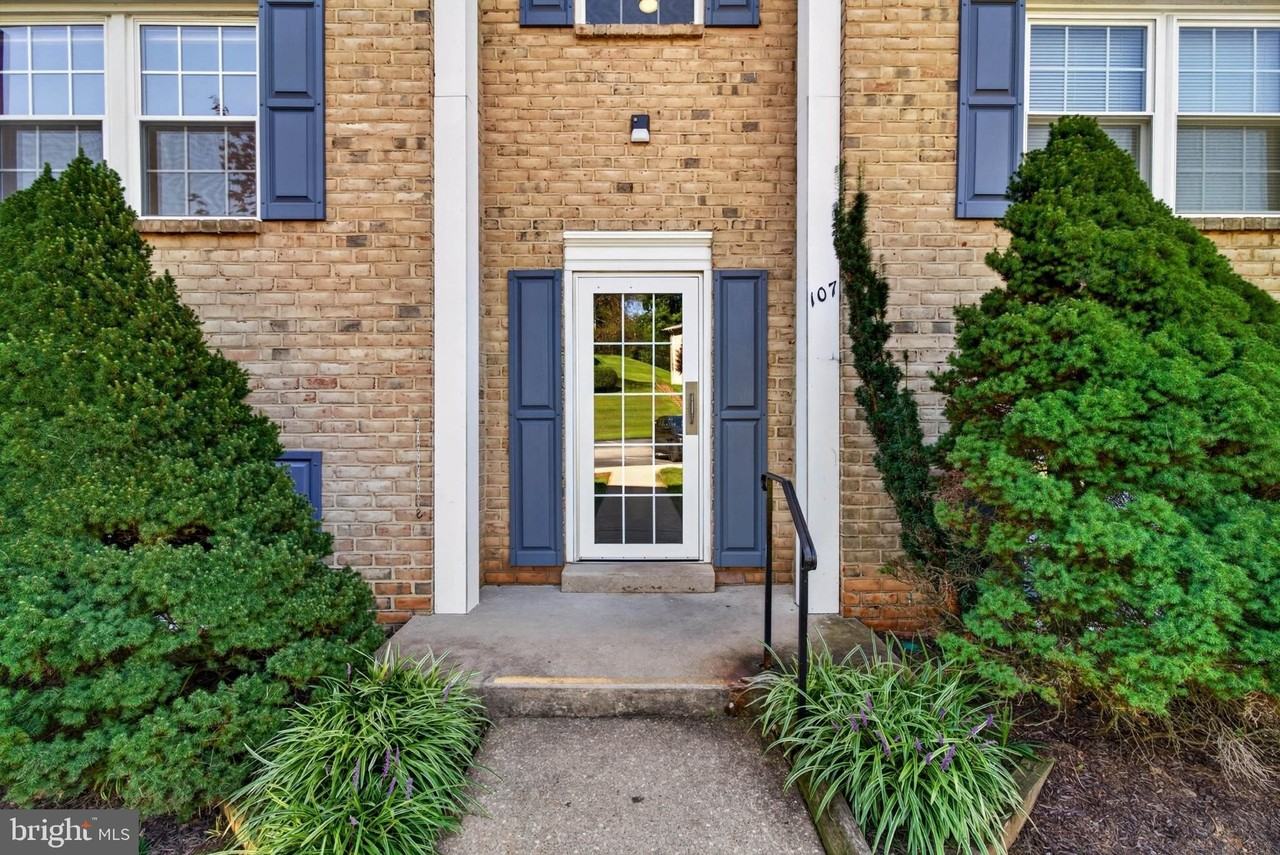 107 Donzen Dr #C - Photo 2 of 29