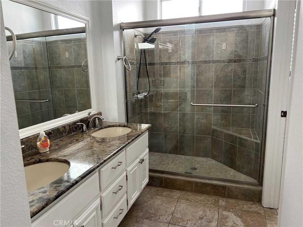 1209 Bel Air Ct - Photo 5 of 10