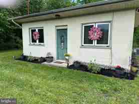43 E Wheat Rd - Photo 1 of 1