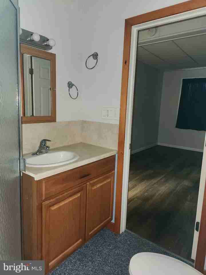 43 E Wheat Rd - Photo 5 of 9