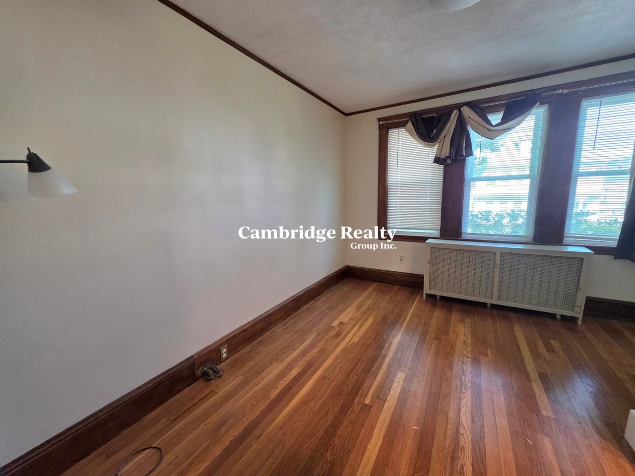 33 Blenford Rd #1T - Photo 5 of 8