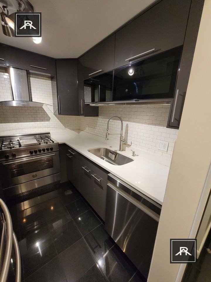 35 Pond Ave #924 - Photo 3 of 22
