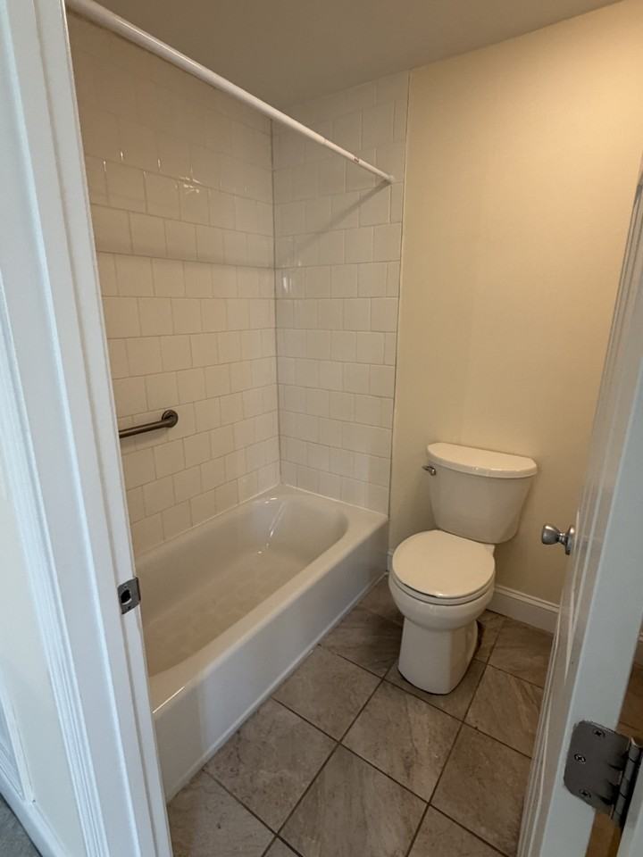 W Emerson St #4 - Photo 5 of 5