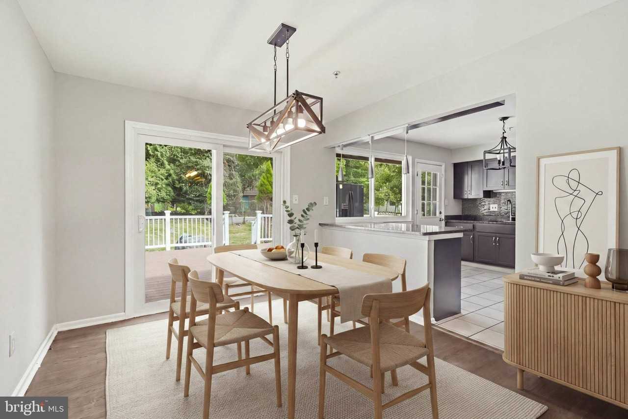 808 E Franklin Ave - Photo 6 of 35
