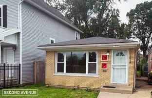 featured image of 11822 S Watkins Ave