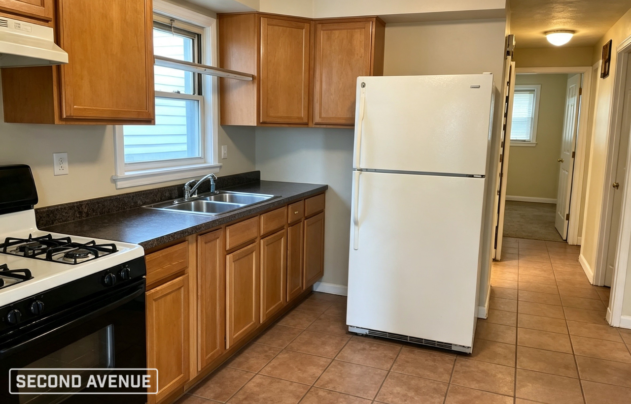 11822 S Watkins Ave - Photo 2 of 8
