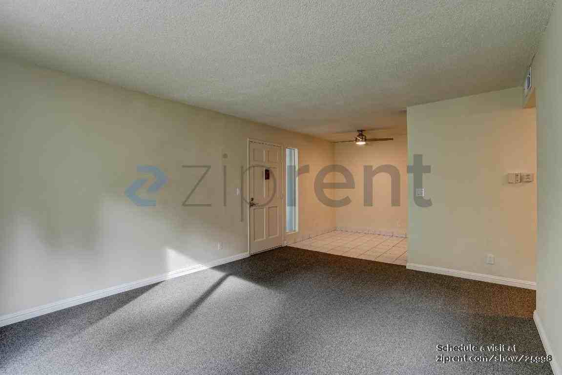 5290 San Pablo Dam Rd #12 - Photo 4 of 21