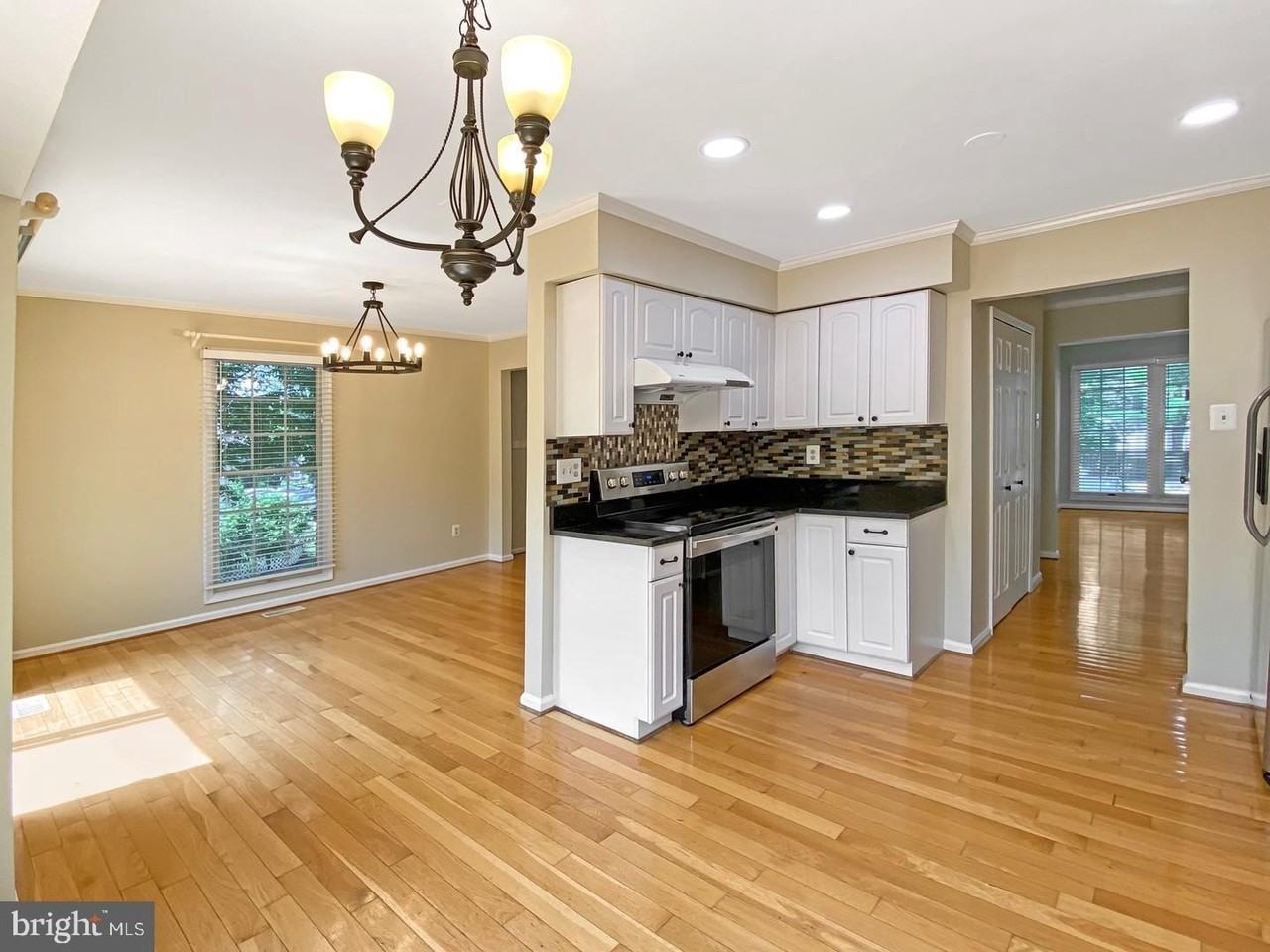 10642 Tuppence Ct - Photo 7 of 23