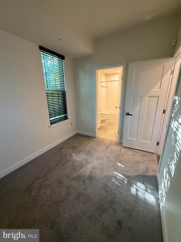 4906 Crest View Dr - Photo 6 of 21
