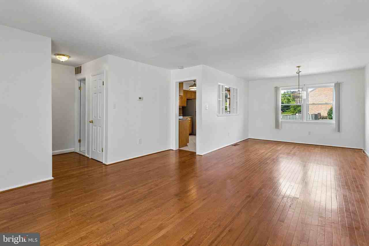 6409 Whitwell Ct - Photo 3 of 25